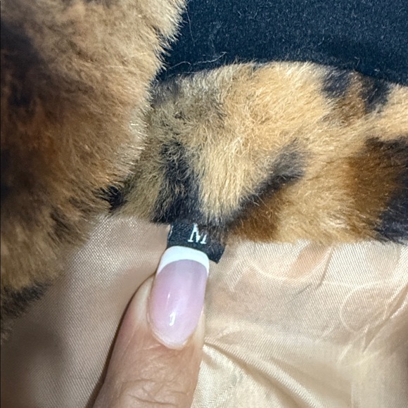 Leopard Print Teddy Jacket - Picture 3 of 5